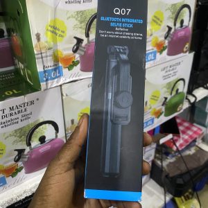 Q07 selfie stick